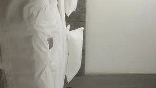 小朵05-13勾引酒店修理员