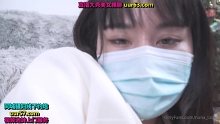 高颜质直播主在直播时用淫语调戏干爹并自慰给干爹看