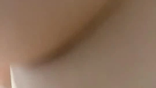 顶到喉咙的口交